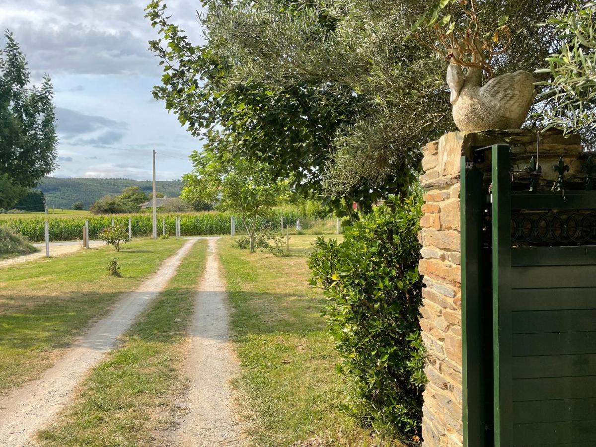 Apartamento Turistico Con Precioso Jardin - Los Gayoles Rural Castropol Dış mekan fotoğraf